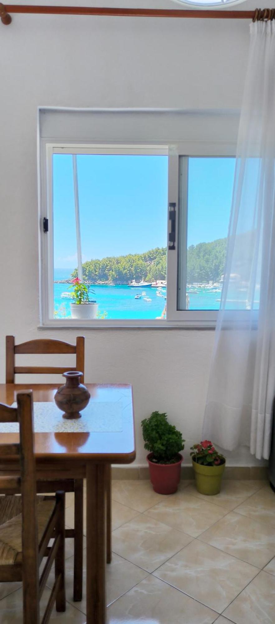 Natasha Rooms Himarë Dış mekan fotoğraf