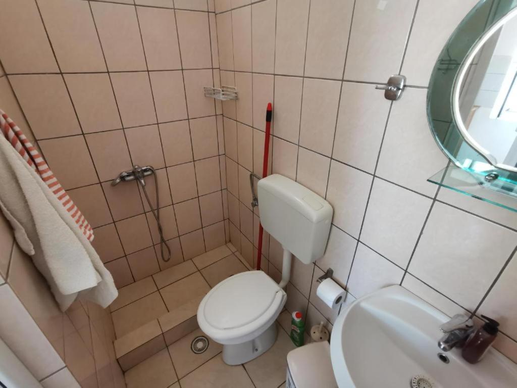 Natasha Rooms Himarë Dış mekan fotoğraf