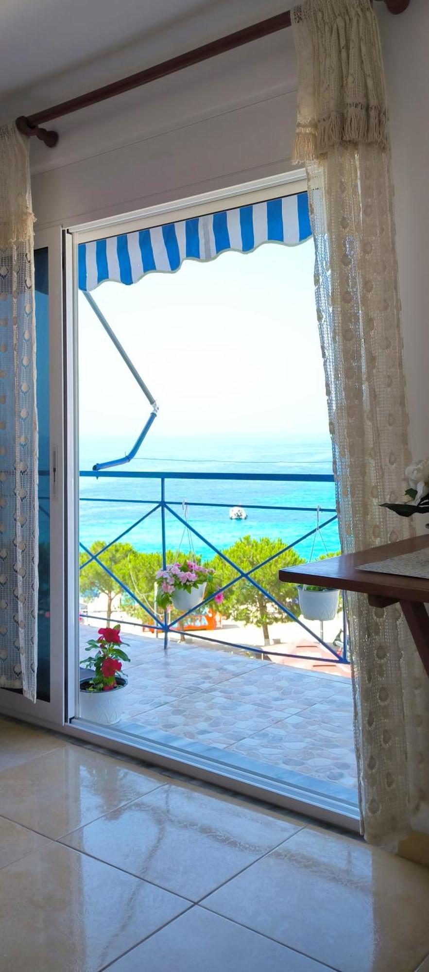 Natasha Rooms Himarë Dış mekan fotoğraf