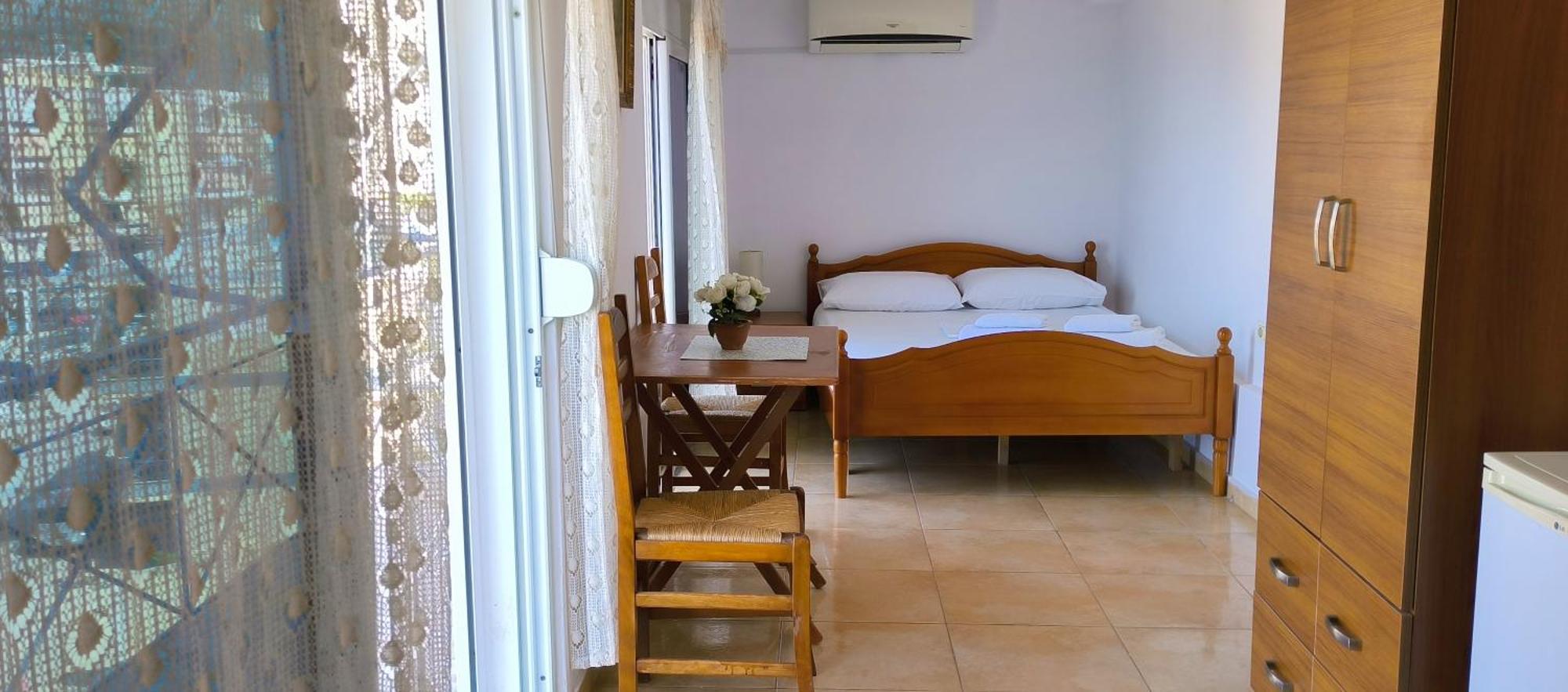 Natasha Rooms Himarë Dış mekan fotoğraf